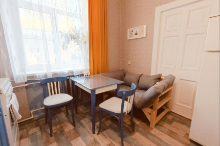 Суворова 40, 33м2