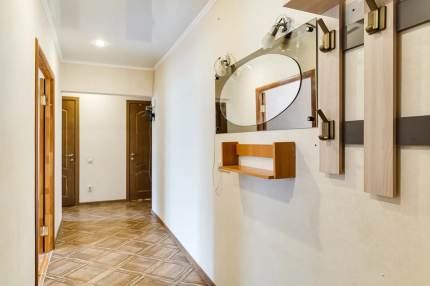 Проспект Королева, 3, 65м2